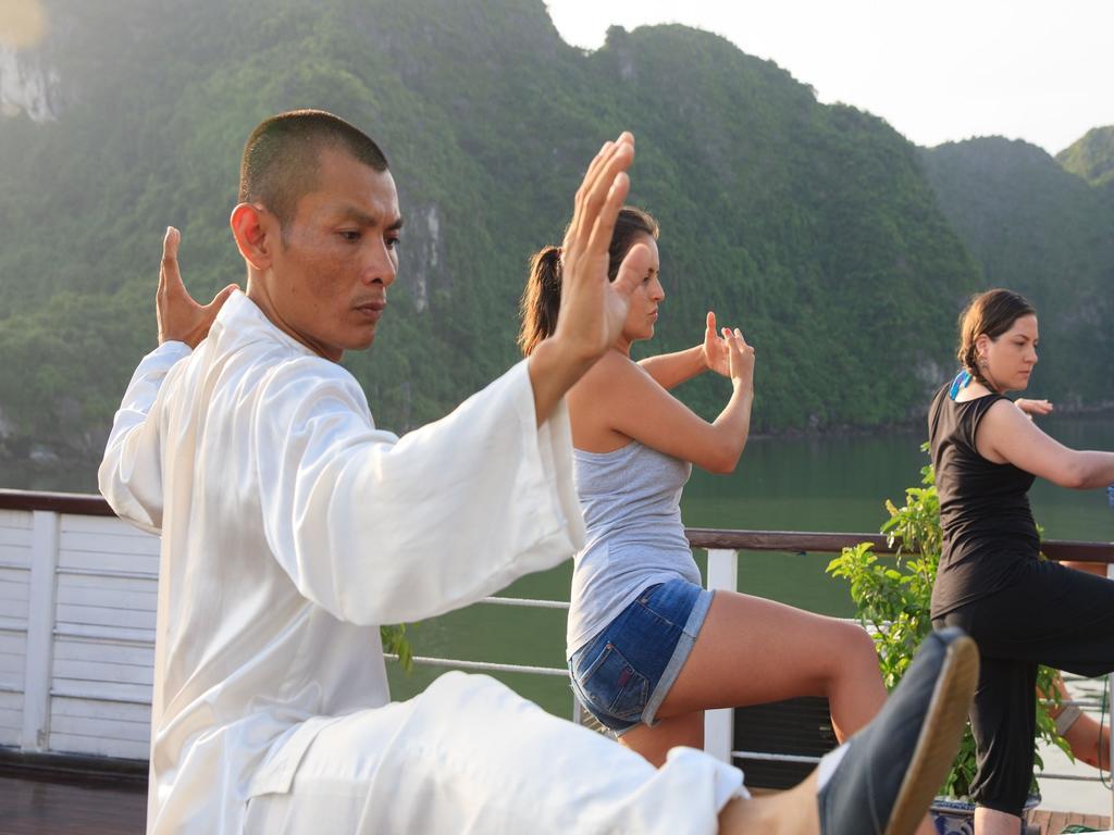 Hotel Marguerite Garden Cruise Halong Ha Long Exterior foto